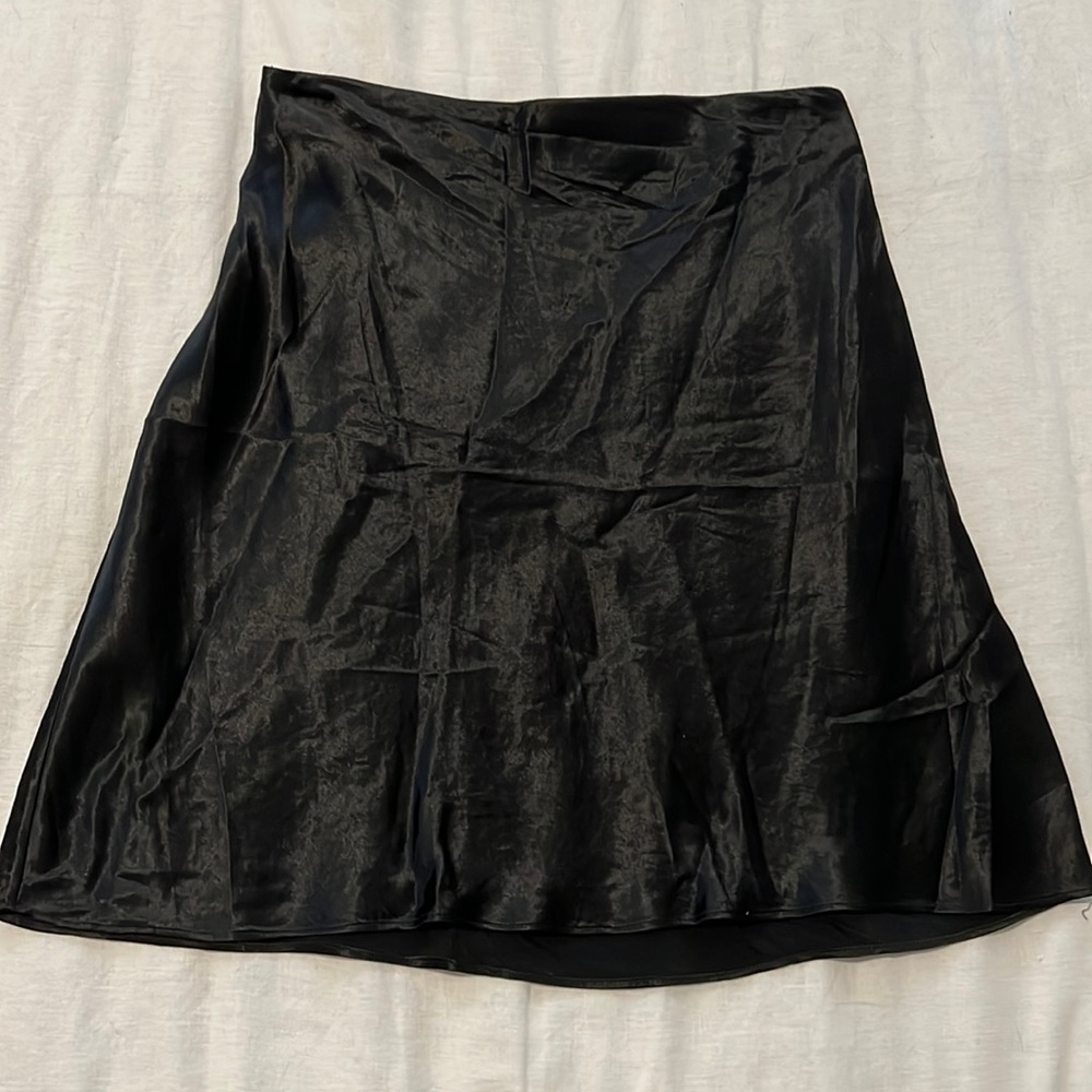 Aritzia - Babaton slip mini skirt